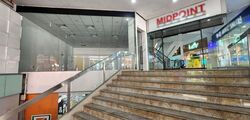 Midpoint Orchard (D9), Retail #629261551